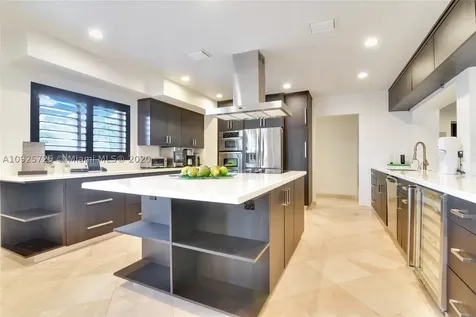 1941 NE 197th Terrace Miami FL 33179