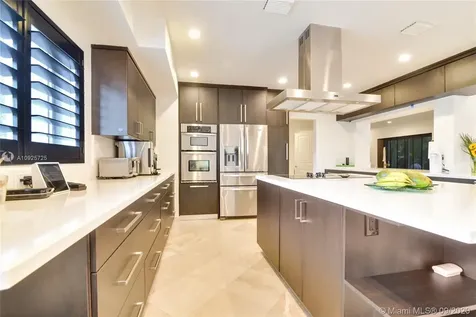 1941 NE 197th Terrace Miami FL 33179