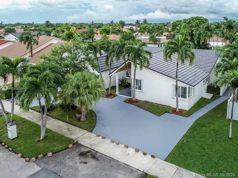 2325 SW 93rd Court Miami FL 33165