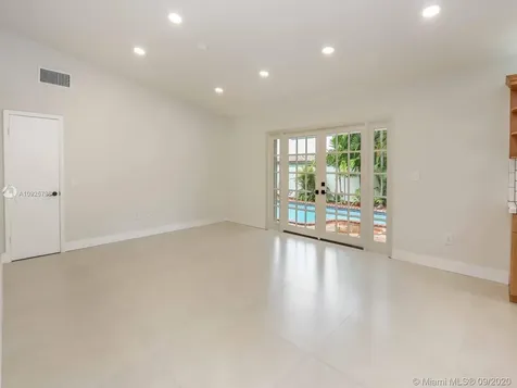 2325 SW 93rd Court Miami FL 33165