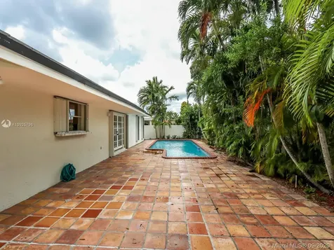 2325 SW 93rd Court Miami FL 33165