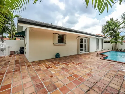 2325 SW 93rd Court Miami FL 33165