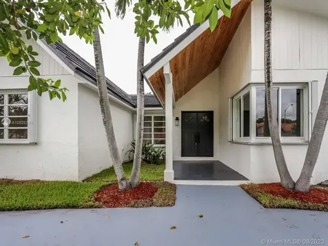 2325 SW 93rd Court Miami FL 33165
