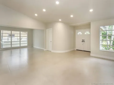 2325 SW 93rd Court Miami FL 33165