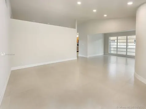 2325 SW 93rd Court Miami FL 33165