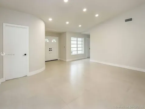 2325 SW 93rd Court Miami FL 33165