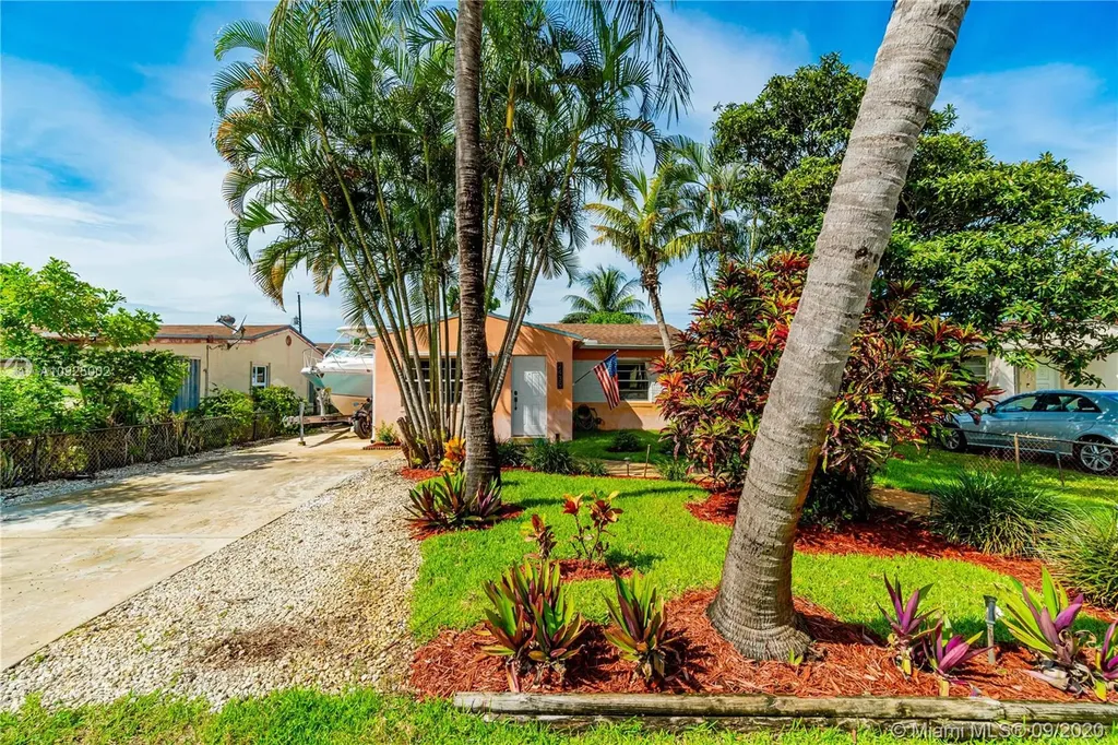 2439 Liberty Street Hollywood FL 33020