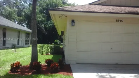 8540 SE Eaglewood Way Hobe Sound FL 33455
