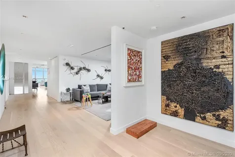 3737 Collins Avenue Miami Beach FL 33140