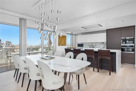 3737 Collins Avenue Miami Beach FL 33140