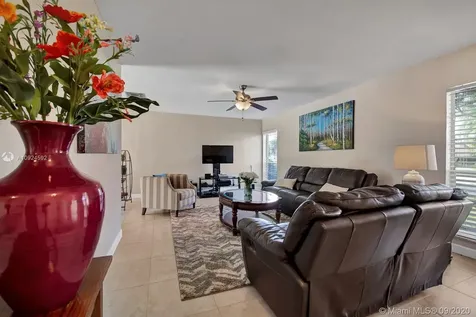 8252 NW 15th Court Coral Springs FL 33071