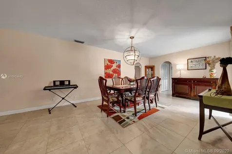 8252 NW 15th Court Coral Springs FL 33071