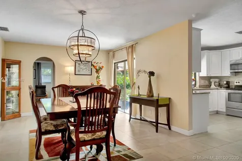 8252 NW 15th Court Coral Springs FL 33071