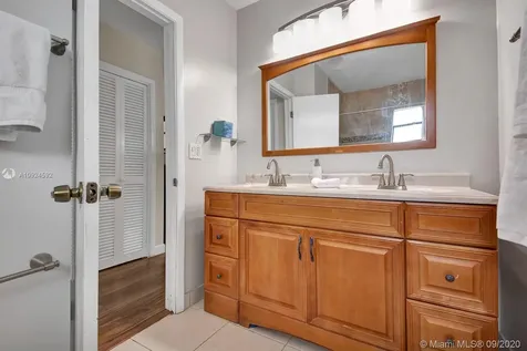 8252 NW 15th Court Coral Springs FL 33071