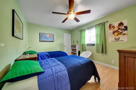 8252 NW 15th Court Coral Springs FL 33071