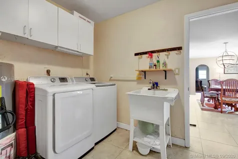 8252 NW 15th Court Coral Springs FL 33071
