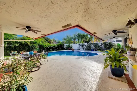 8252 NW 15th Court Coral Springs FL 33071