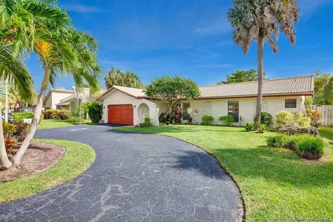 8252 NW 15th Court Coral Springs FL 33071