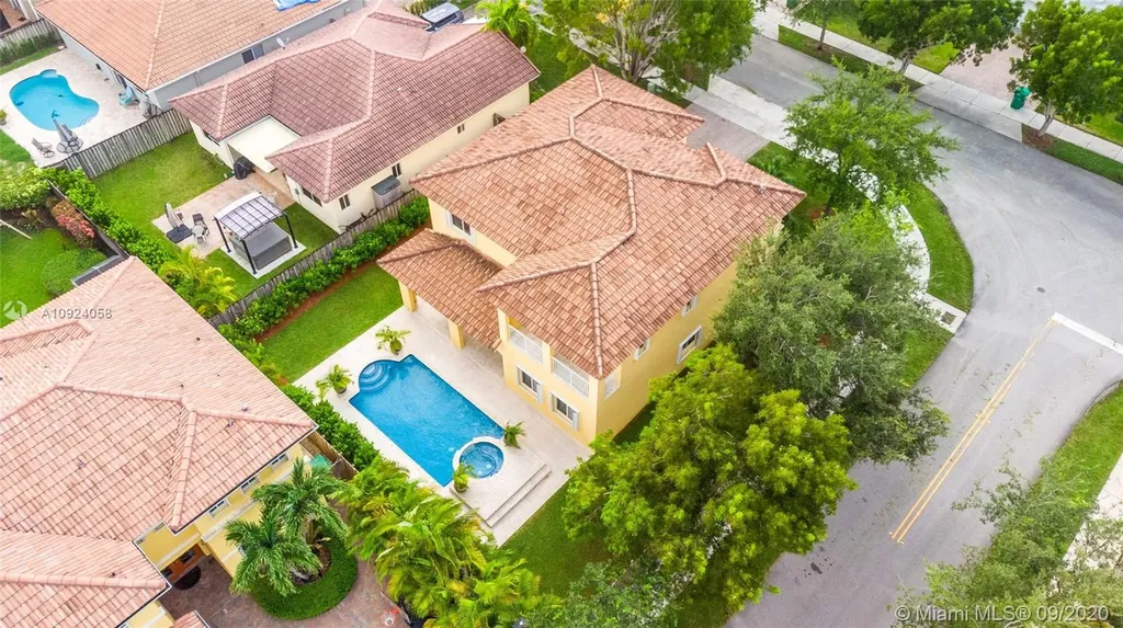 12977 SW 143rd Terrace Miami FL 33186