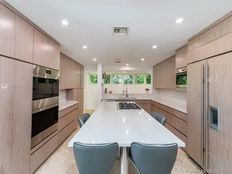 24 Palm Avenue Miami Beach FL 33139