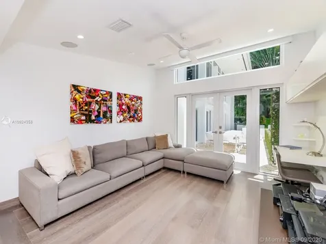 24 Palm Avenue Miami Beach FL 33139