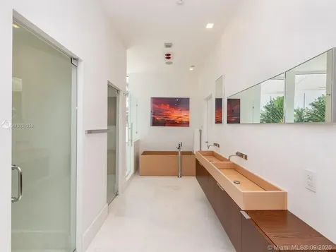 24 Palm Avenue Miami Beach FL 33139