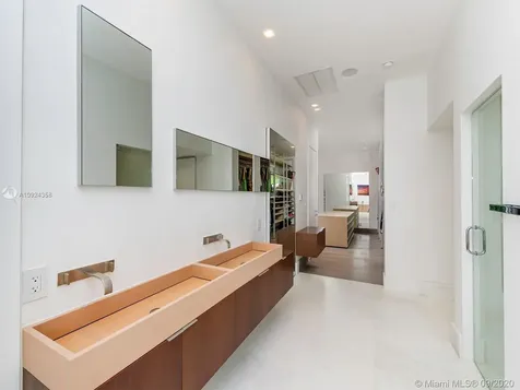 24 Palm Avenue Miami Beach FL 33139