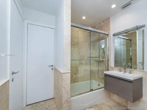 24 Palm Avenue Miami Beach FL 33139