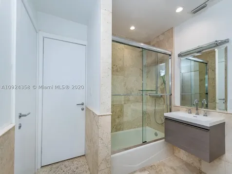 24 Palm Avenue Miami Beach FL 33139