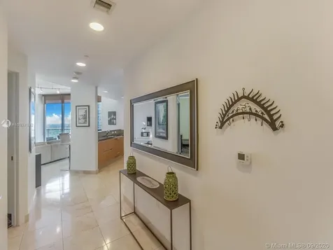 1050 Brickell Avenue Miami FL 33131