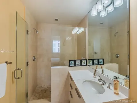 1050 Brickell Avenue Miami FL 33131