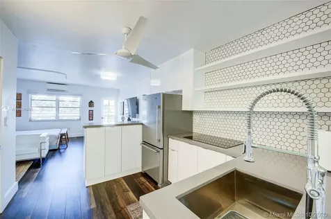 851 Meridian Avenue Miami Beach FL 33139