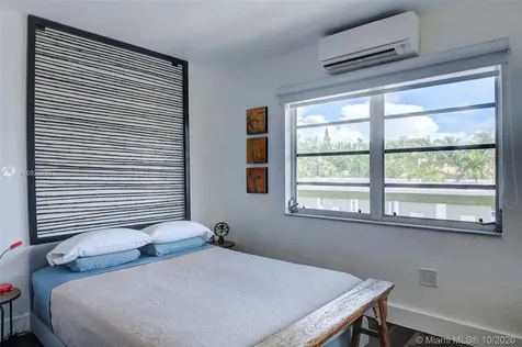 851 Meridian Avenue Miami Beach FL 33139