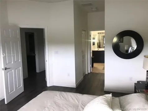 16560 SW 42nd Terrace Miami FL 33185