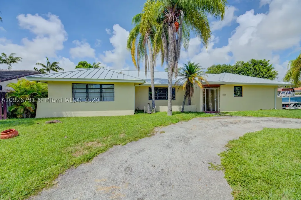 5620 SW 58th Court South Miami FL 33143