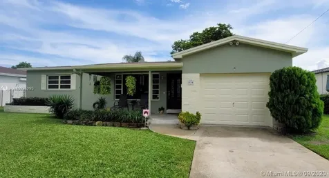 5614 Madison Street Hollywood FL 33023