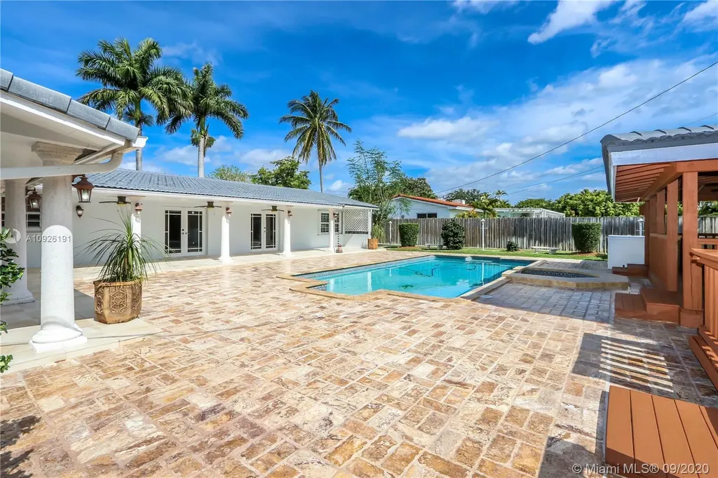 13841 SW 80th Avenue Palmetto Bay FL 33158