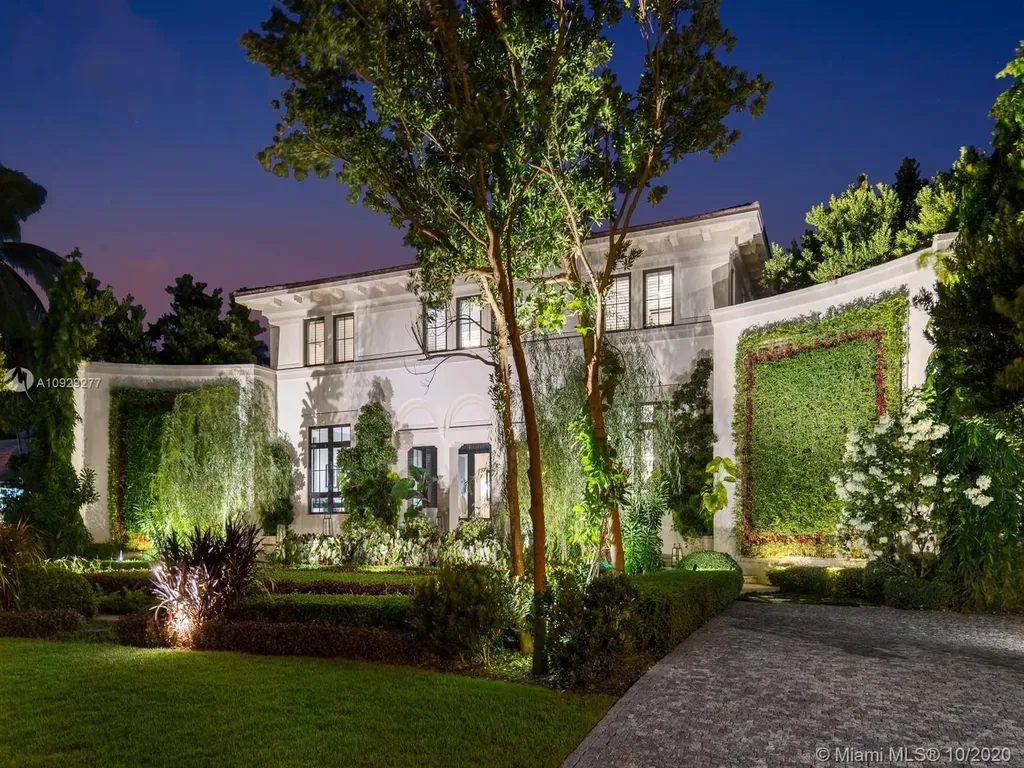 125 Solano Prado Coral Gables FL 33156