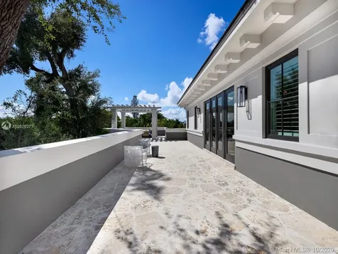 125 Solano Prado Coral Gables FL 33156