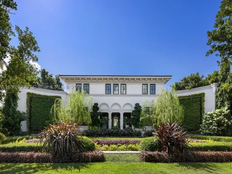 125 Solano Prado Coral Gables FL 33156