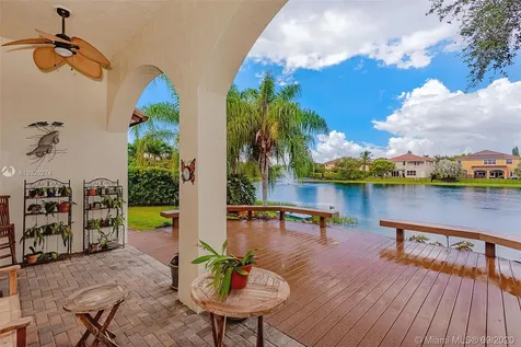 10475 SW 56th Street Cooper City FL 33328