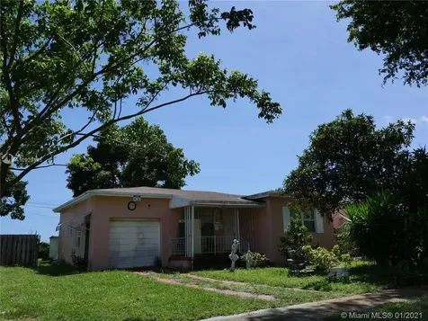 15789 NE 19th Place North Miami Beach FL 33162