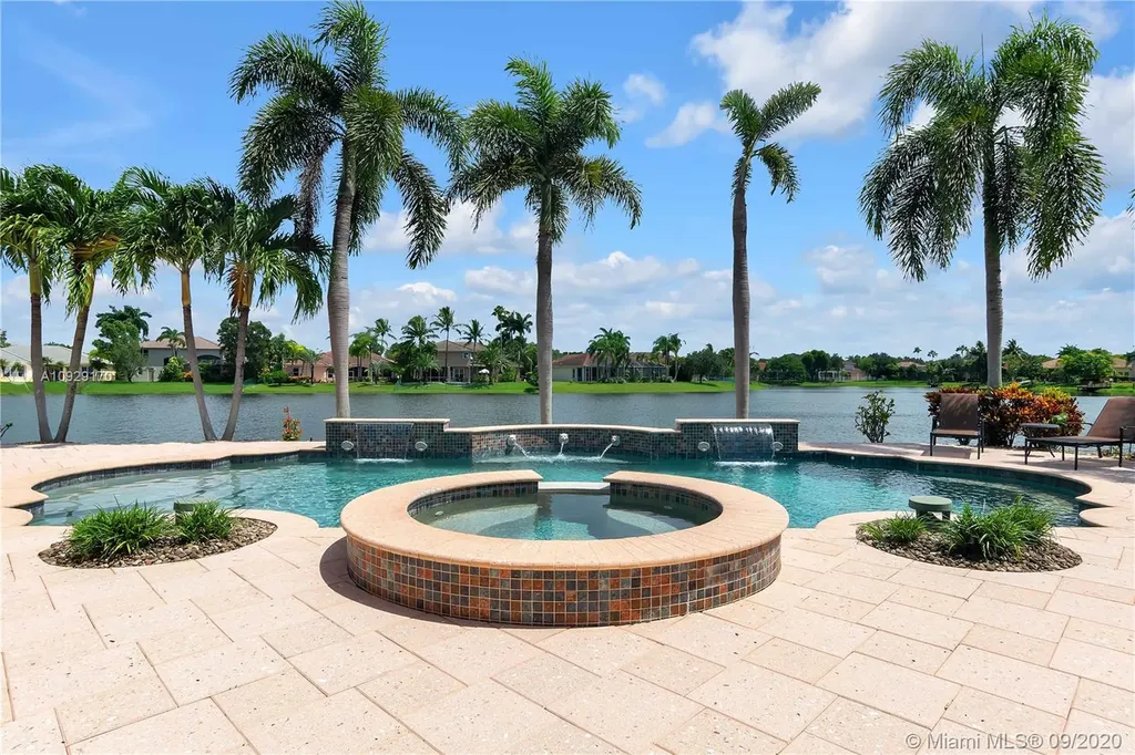 1087 SW 159th Way Pembroke Pines FL 33027