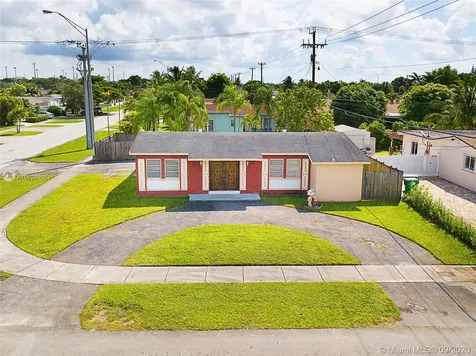 3205 SW 93rd Court Miami FL 33165