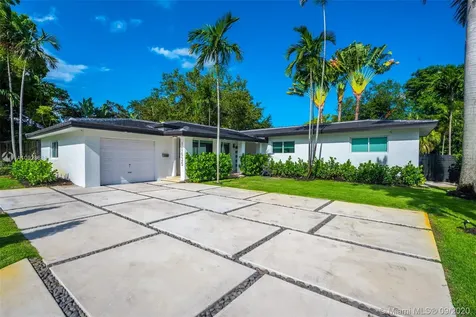 10635 NE 10th Court Miami Shores FL 33138