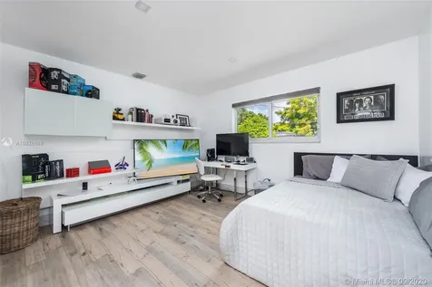 10635 NE 10th Court Miami Shores FL 33138
