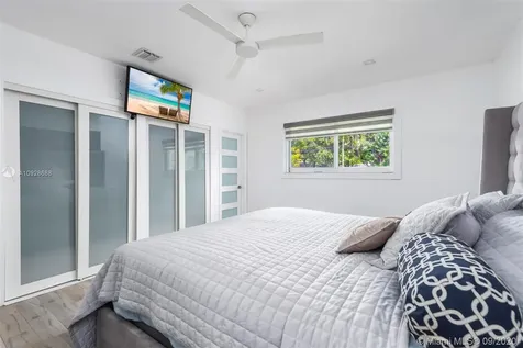 10635 NE 10th Court Miami Shores FL 33138
