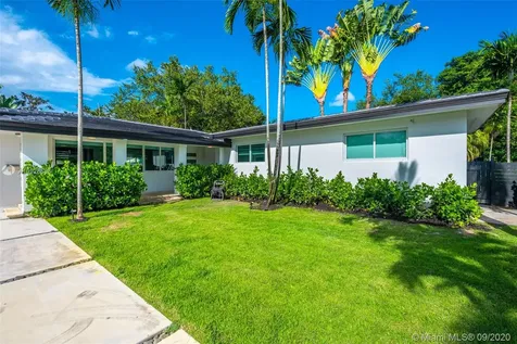 10635 NE 10th Court Miami Shores FL 33138