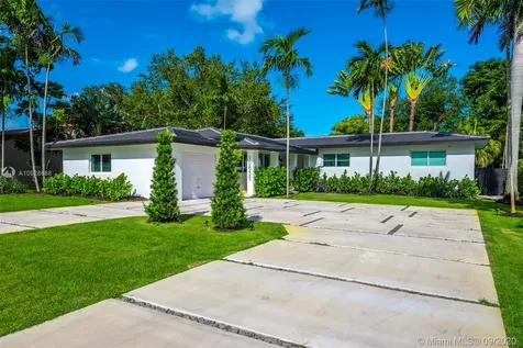 10635 NE 10th Court Miami Shores FL 33138