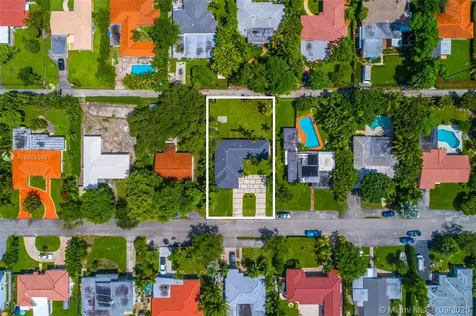 10635 NE 10th Court Miami Shores FL 33138